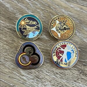 Lot of 4 NASA Skylab Mission Lapel Pins